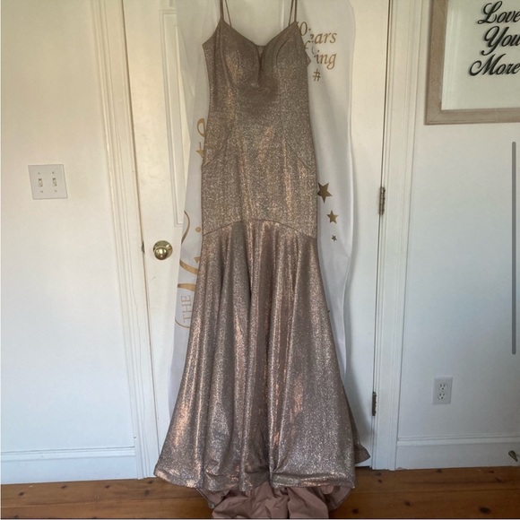 SHERRI HILL formal / prom mermaid sparkly dress - Picture 3 of 5